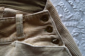 breeches pocket detail