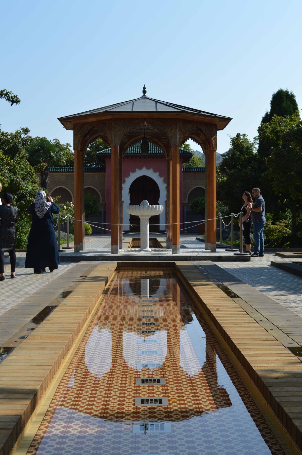 low-garten-der-welt-iga_sandra-lawrence-1